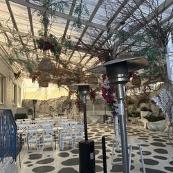 Laterna Restaurant - Beautiful garden room