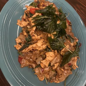 Pranakhon Thai Restaurant - drunken noodles - Thai Near Me - New York, New York Pranakhon Thai Restaurant - drunken noodles - Thai Near Me - New York, New York
