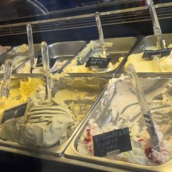 Artisan Gelato - All the flavor offerings