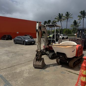 Hawaiian Chip Company - Outside New Parking Lot - Specialty Food Near Me - Honolulu, Hawaii