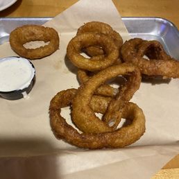 Onion Rings with Ranch Dressing