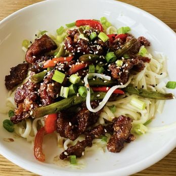 Scarlet Kitchen & Bar - Cousin also ordered Mongolian Beef - Breakfast & Brunch Near Me - Red Wing, Minnesota