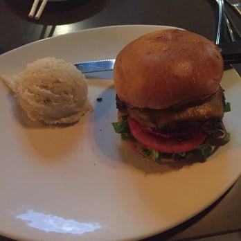 Bonefish Grill - Kobe burger with garlic mashed potatoes; could've had a nicer portion but it was a great taste all around. - Seafood Near Me - Fredericksburg, Virginia