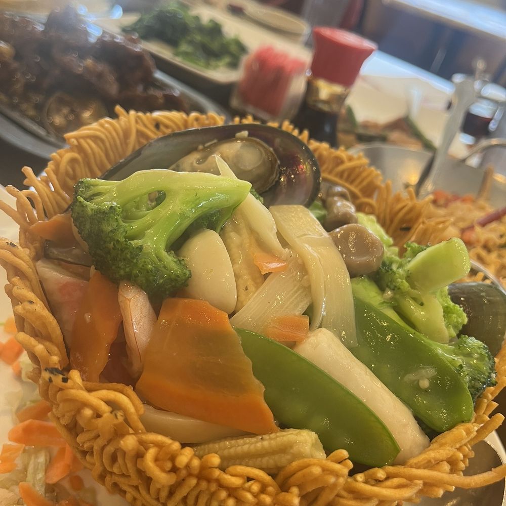 Canton Chinese Restaurant - Seafood basket - Chinese Near Me - Richardson, Texas Canton Chinese Restaurant - Seafood basket - Chinese Near Me - Richardson, Texas