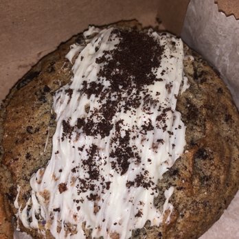 Cookie Crumz - IG: Tourguidebuddz - Bakeries Near Me - Astoria, New York