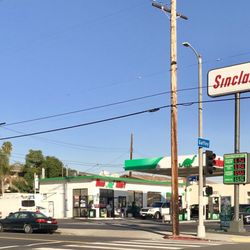 Sinclair Gas and Dino Mart