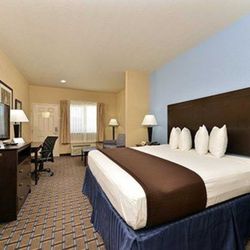 Quality Inn & Suites Carrizo Springs North