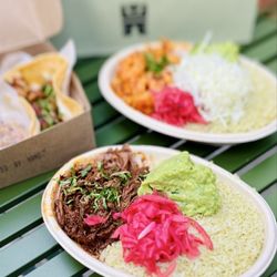 Loqui - Birria beef bowl