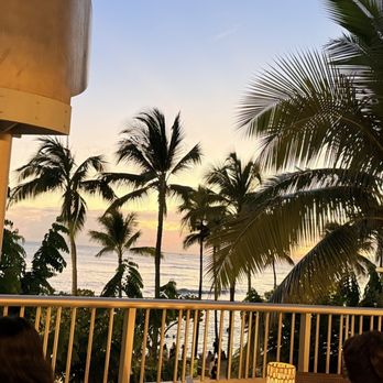 Tikis Grill & Bar - ocean view - Seafood Near Me - Honolulu, Hawaii Tikis Grill & Bar - ocean view - Seafood Near Me - Honolulu, Hawaii