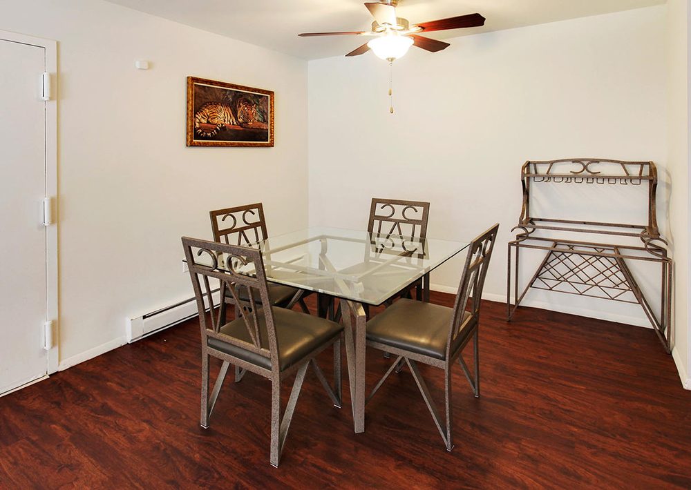 GASLIGHT APARTMENTS 69 Hamilton St, Saratoga Springs, New York