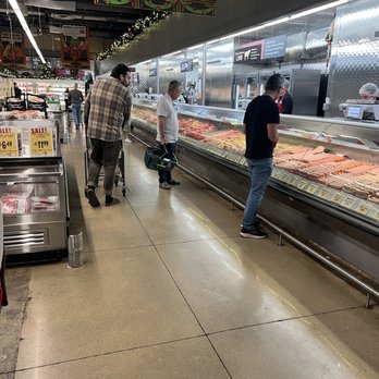 Central Market - North Lamar - Thay have the Meats - Bakeries Near Me - Austin, Texas Central Market - North Lamar - Thay have the Meats - Bakeries Near Me - Austin, Texas