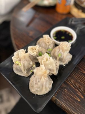 Jiang's Kitchen 疆湖 - Halal Chinese Food by null