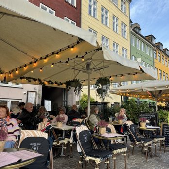 Nyhavn - Landmarks & Historical Buildings Near Me Nyhavn - Landmarks & Historical Buildings Near Me