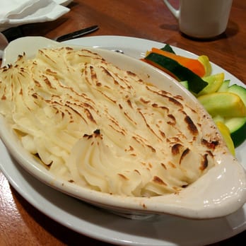 London Bridge Pub - Westminster cottage pie - British Near Me - Monterey, California