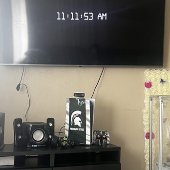 Franchise Mounting - Living Room TV - TV Mounting Near Me Franchise Mounting - Living Room TV - TV Mounting Near Me