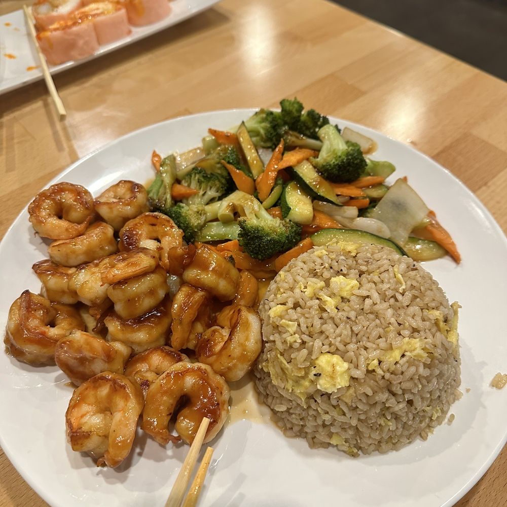 Sushi Kingdom Memphis - Shrimp Hibachi with Fried Rice - Sushi Bars Near Me - Memphis, Tennessee Sushi Kingdom Memphis - Shrimp Hibachi with Fried Rice - Sushi Bars Near Me - Memphis, Tennessee