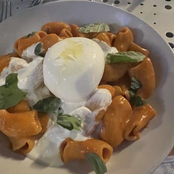 La Pecora Bianca SoHo - Rigatoni - Mediterranean Near Me - New York, New York La Pecora Bianca SoHo - Rigatoni - Mediterranean Near Me - New York, New York