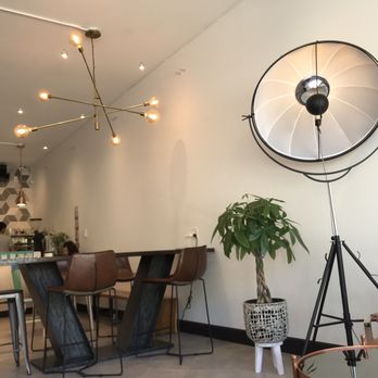 Single V Coffee - Cool lighting fixtures - Coffee & Tea Near Me - Burnaby, British Columbia