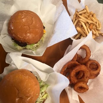 Maple and Motor - Views - Burgers Near Me - Dallas, Texas