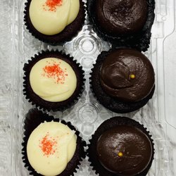 Red Velvet Cupcakery