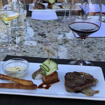 B Cellars Vineyards & Winery - Wineries Near Me - Oakville, California
