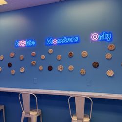 Cookie Chris - Wall