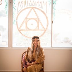 Hale Mana Aura - Nicole "Nicky" Ramos, Owner and Primary Practitioner at Hale Mana Aura