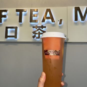 Möge Tee Houston - Super fruit four season oolong tea- 4.2/5  Tea on the house (thanks Logan) - Bubble Tea Near Me - Houston, Texas