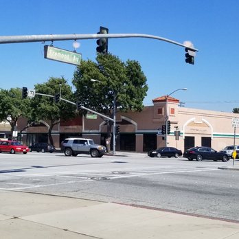 KFC - Fast Food Near Me - South Pasadena, California