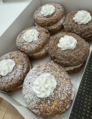 Leavitt's Country Bakery by null
