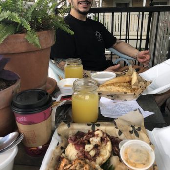 Ruby Slipper Midcity - Mimosas to go and breakfast - Breakfast & Brunch Near Me - New Orleans, Louisiana Ruby Slipper Midcity - Mimosas to go and breakfast - Breakfast & Brunch Near Me - New Orleans, Louisiana