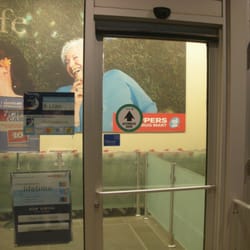 Shoppers Drug Mart - Front entrance~