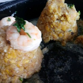 Mechos Dominican Kitchen - Dominican Near Me - Washington, DC, District of Columbia