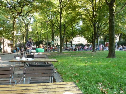 Biergarten Rathenauplatz Veedelstreff by null