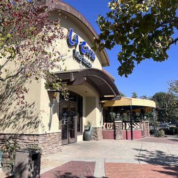 La Costa Mariscos - Front entrance - Mexican Near Me - Bakersfield, California