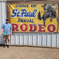 St Paul Rodeo - The pre set up photo opp