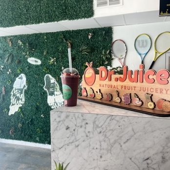 Dr Juice - My smoothie and the ambiance! - Acai Bowls Near Me - Glendale, California