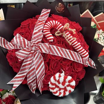 La Croix Flowers - 5 Star bouquet ! NOBODY better - Florists Near Me - Whittier, California La Croix Flowers - 5 Star bouquet ! NOBODY better - Florists Near Me - Whittier, California