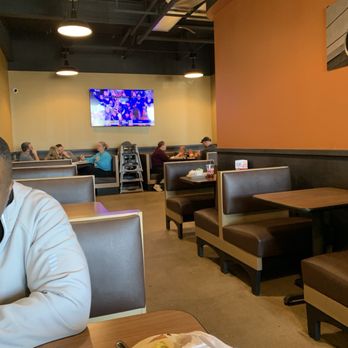 Jason's Deli - Side seating - Delis Near Me - Overland Park, Kansas