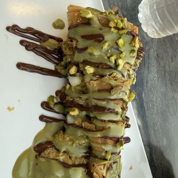 Bekdash Ice Cream - Dubai Round Baklava Ice Cream Sandwich - Ice Cream & Frozen Yogurt Near Me - Temple Terrace, Florida Bekdash Ice Cream - Dubai Round Baklava Ice Cream Sandwich - Ice Cream & Frozen Yogurt Near Me - Temple Terrace, Florida