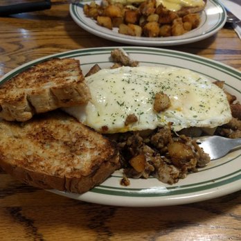 Dot's Restaurant - Diners Near Me - Wilmington, Vermont