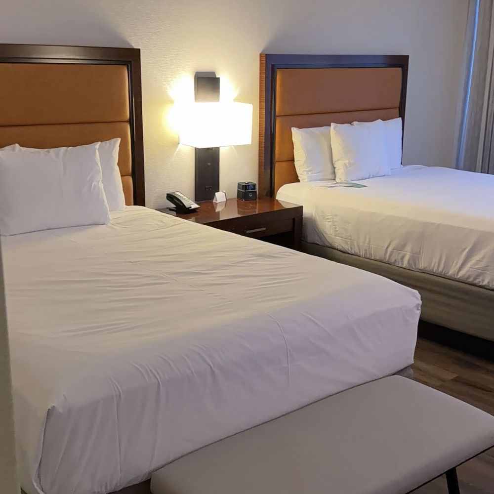Hyatt Regency Phoenix - Hotels Near Me - Phoenix, Arizona Hyatt Regency Phoenix - Hotels Near Me - Phoenix, Arizona