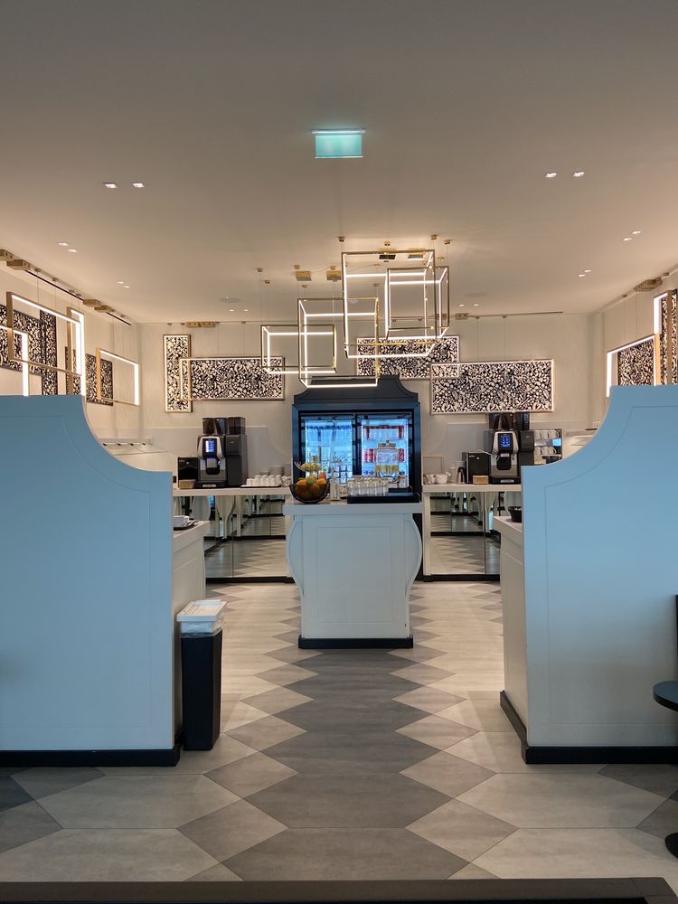 EXTIME LOUNGE Updated June 2024 11 Photos TremblayenFrance, SeineSaintDenis, France
