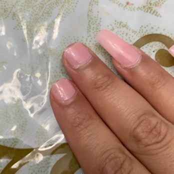 Nail Club - Broken nails over simple tasks, dry cuticles and unpleasant application. - Nail Salons Near Me - Chicago, Illinois