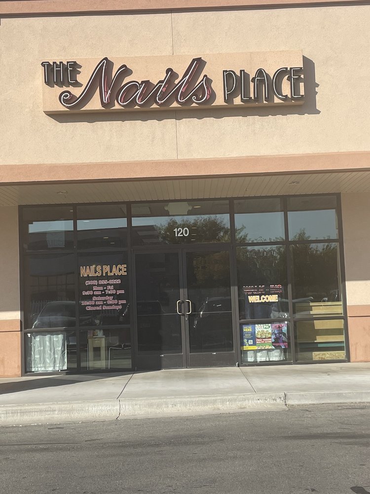 NAIL PLACE Updated August 2024 11 Photos & 14 Reviews 520 S