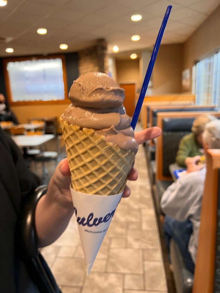 SHERIDAN’S FROZEN CUSTARD Updated September 2024 42 Photos & 42