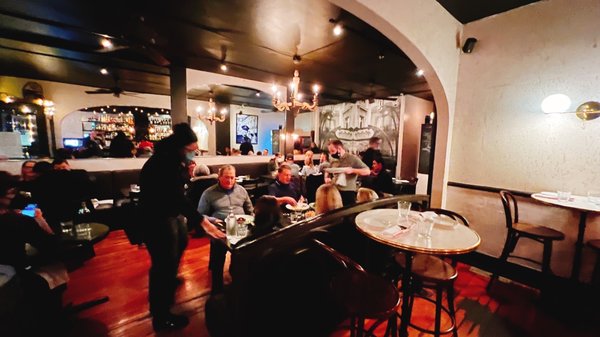 Voila! Bistrot by null