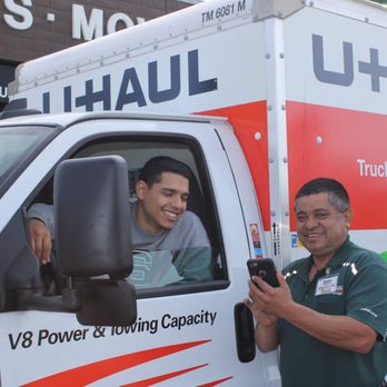 U-Haul at Atlantic Ave - Truck Rental Near Me - Cudahy, California U-Haul at Atlantic Ave - Truck Rental Near Me - Cudahy, California