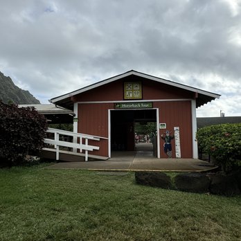 Kualoa Ranch - Tours Near Me - Kaneohe, Hawaii