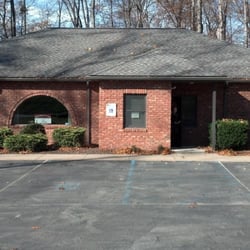 Brown Family Chiropractic - Located on Heritage Run Road, off of Philadelphia Street